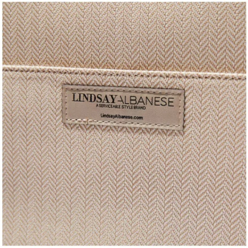 NIP Lindsay Albanese The Daily Laptop Clutch in Herringbone Classic Beige $89.00
